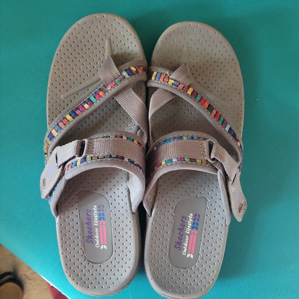 Skechers Gray Sandals with Multicolor Straps